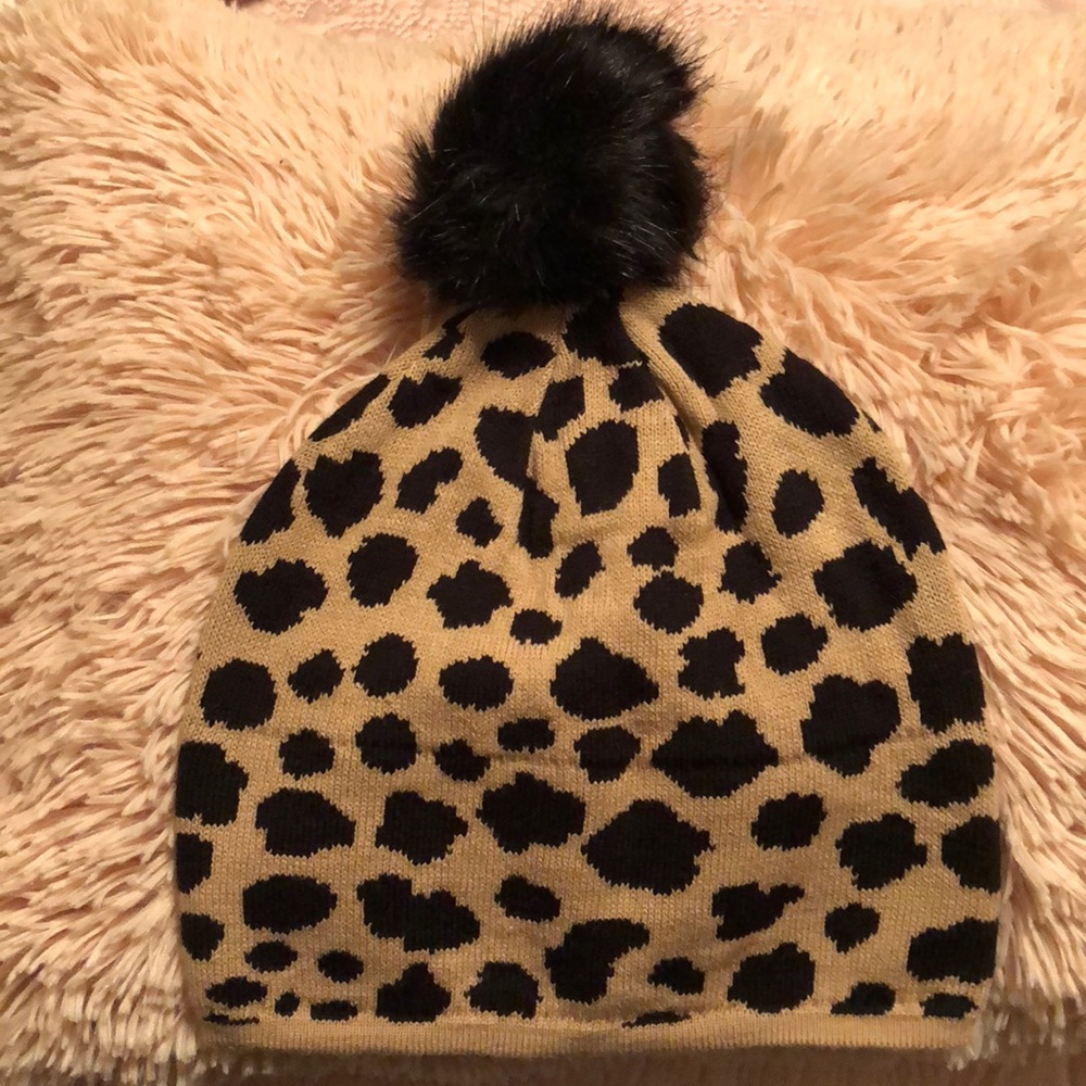 Leopard Pom Pom Vera Bradley beanie